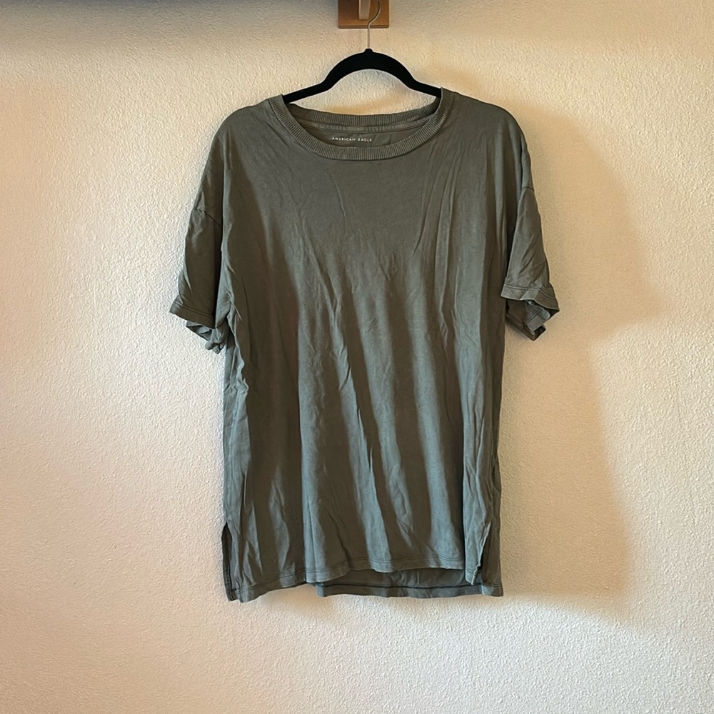 American eagle oversized tee